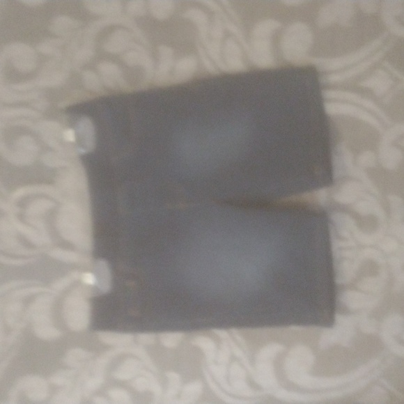Little girl shorts - Picture 1 of 2